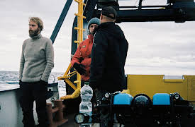 Estonia, Season 1: The Dive