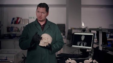 22:00: The Suitcase Murders (S1 E3) (S1) | TV3 | 4/30 2026