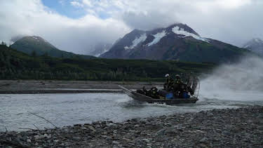 11:00 AM: Gold Rush: White Water (S7) | Discovery Channel | 7/8 2026