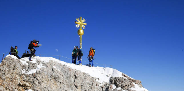 03:25: Bergauf-Bergab | BR Fernsehen | 2/23 2026