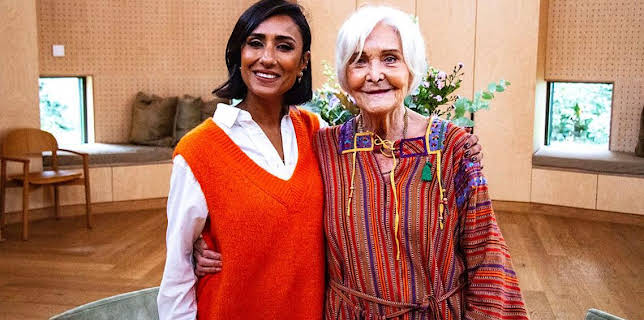 10:00 AM: My Life at Christmas with Anita Rani (S1) | BBC Two | 11/22 2025