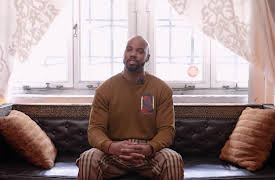 Lace, Season 1: New Wine