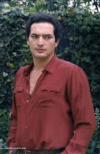 Roberto Ballesteros as 
