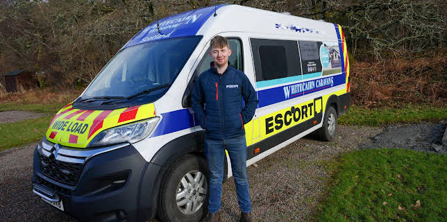 11:15 AM: Trucking Heavy (S3 E7) (S3) | Paramount | 11/30 2025