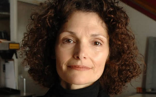 Mary Elizabeth Mastrantonio