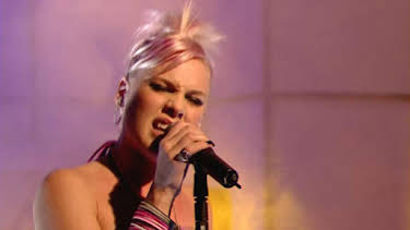 9:30 PM: Top of the Pops | BBC Two | 7/25 2026