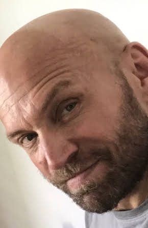 Joakim Sällquist as 
