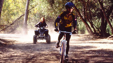 03:00: Pacific Blue (S2 E10) (S2) | TV3 | 4/17 2026