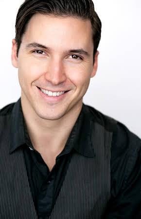 Seth Ginsberg as 