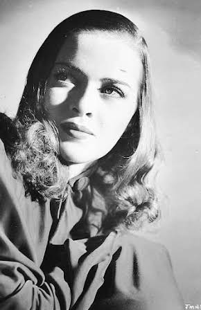 Joan McCracken as 