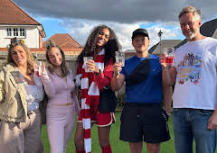 Hollyoaks Does Come Dine with Me