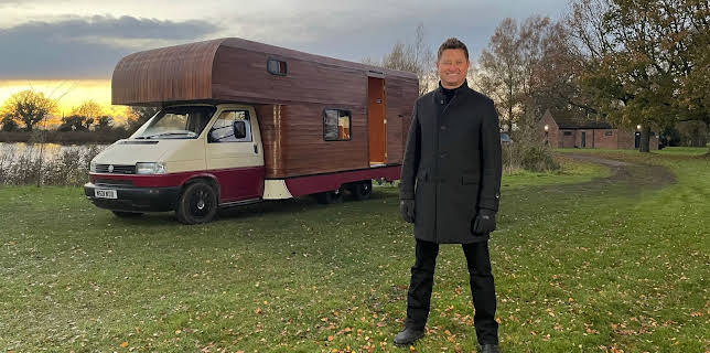 3:30 PM: George Clarke's Amazing Spaces | Channel 4 | 3/22 2026