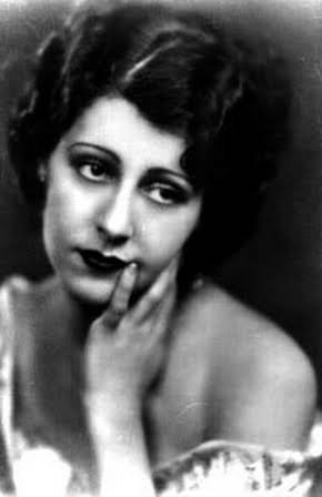 Patsy Ruth Miller as 
