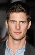 Ryan McPartlin como 