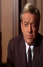 Frank Maxwell as Det. Lt. McAllen