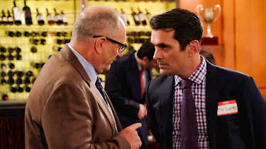 4:00 PM: Modern Family | E4 | 8/31 2026