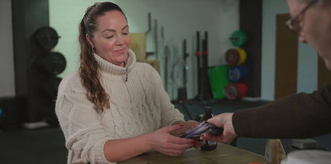 20:30: Luksusfellen (S27 E5) (S27) | TV3 | 3/11 2026