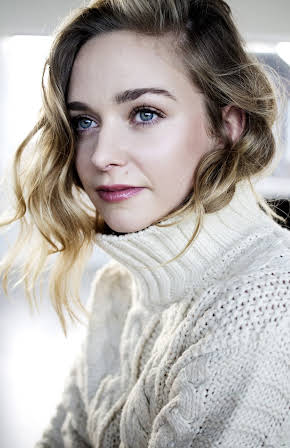 Pip Pellens as 