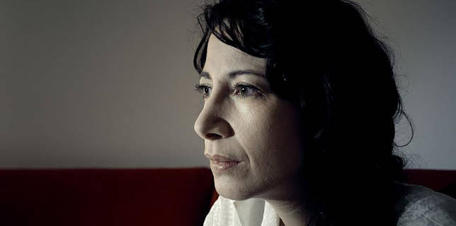 00:55: Documental Territorio Gravedad, El Universo En Tus Ojos | LA 2 | 11/7 2025