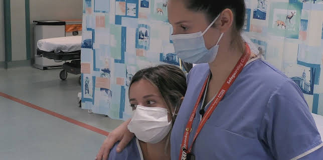 1:15 AM: 24 Hours in A&E | More 4 | 11/30 2025