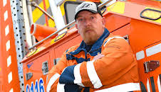 Trucking Hell: Greatest Rescues (S1 E1)