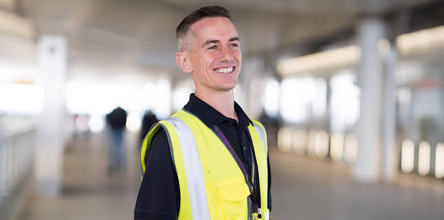 11:45 PM: Heathrow: Britain's Busiest Airport (S7 E11) (S7) | ITV3 | 11/6 2025