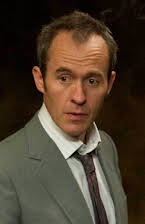 Stephen Dillane como 