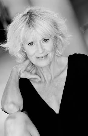 Lisbet Lundquist as 