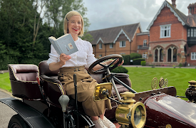 Lucy Worsley's Holmes vs Doyle, Season 1: Shadows and Sleuths