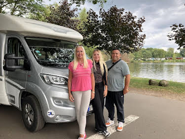 15:55: Yes we camp! (S6 E6) (S6) | Kabel Eins | 9/24 2025