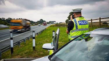 5:00 PM: Traffic Cops (S6 E4) (S6) | 5 Star | 4/5 2026