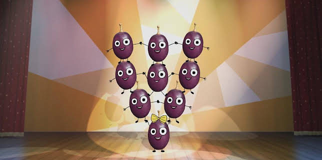 1:55 PM: Roots and Fruits (S1) | Cbeebies | 12/27 2025