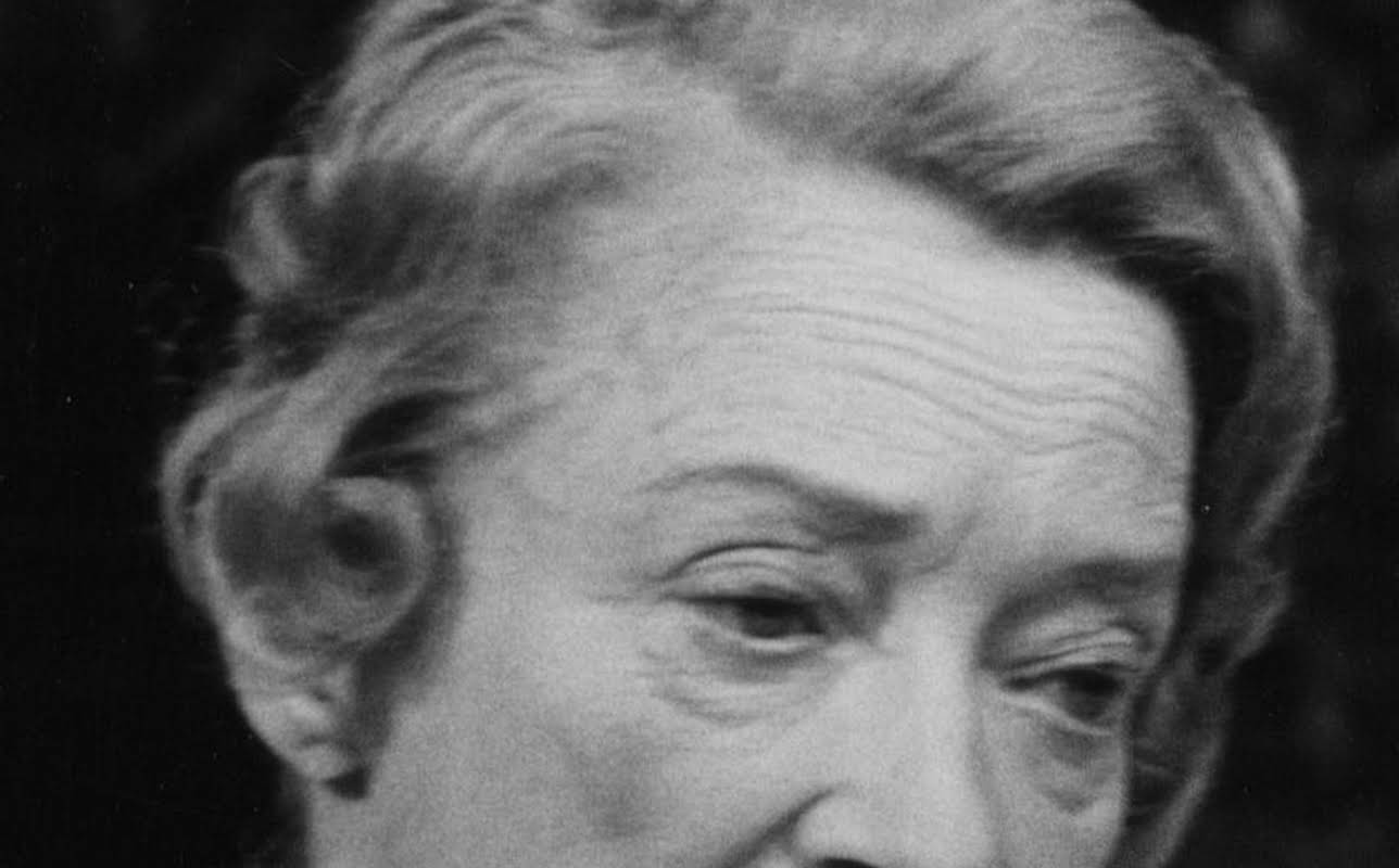Peggy Wood