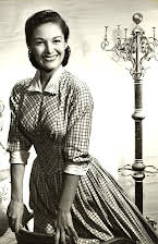 Joan Taylor como Luta