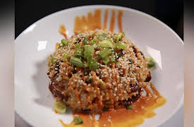 Food Truck Nation, Season 1: Pho, Paella and Meatballs