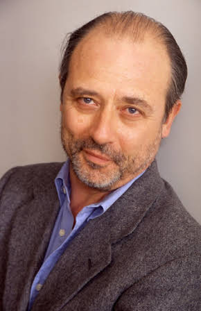 Mattia Sbragia as 