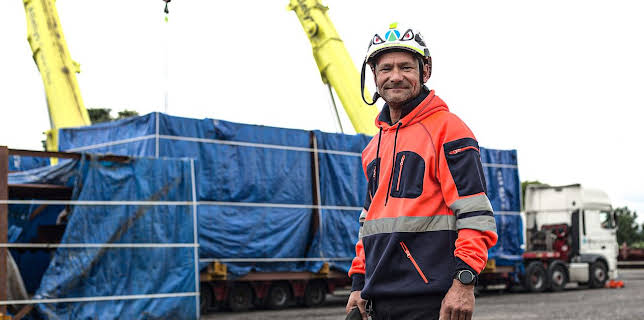 4:00 PM: Trucking Heavy (S1 E5) (S1) | Paramount | 2/6 2026