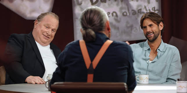 21:10: Skavlan og Sverige: Sveriges lateste buddhist | NRK 2 | 11/14 2025