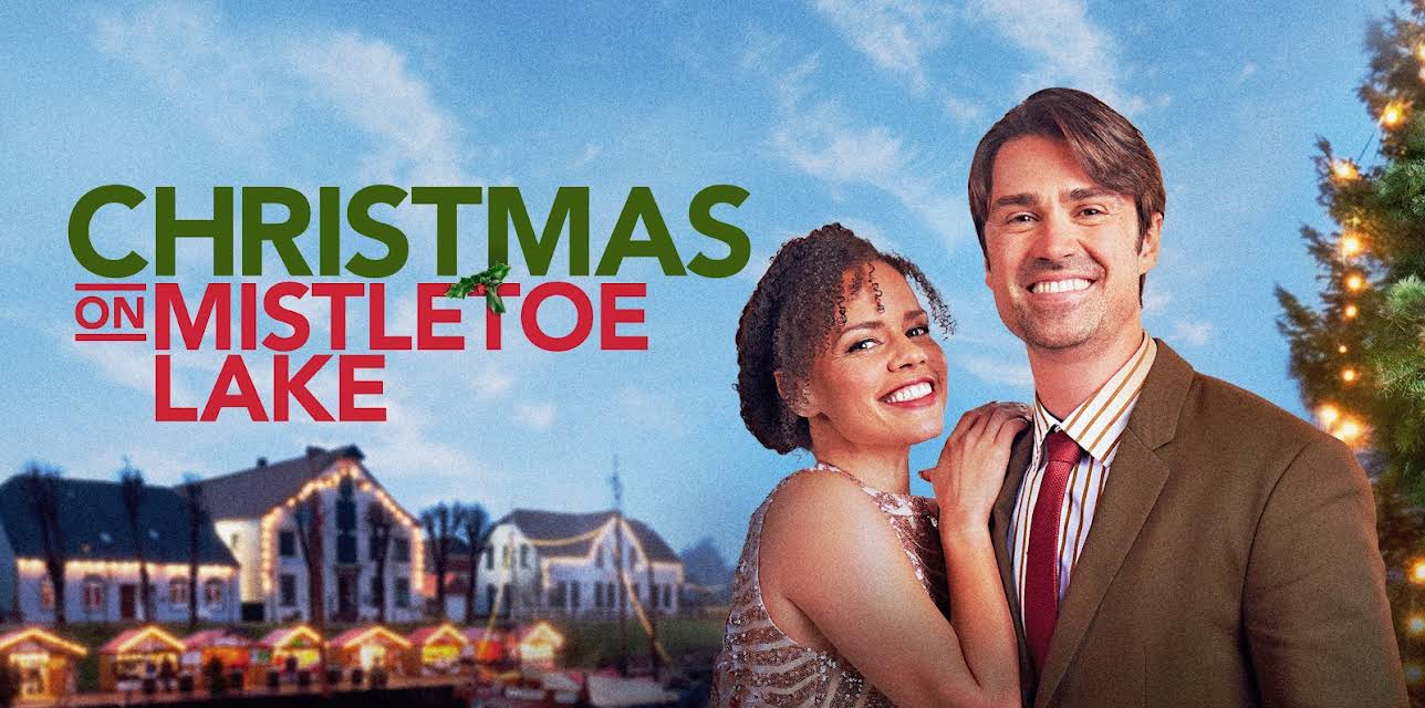 Christmas at Mistletoe Lake