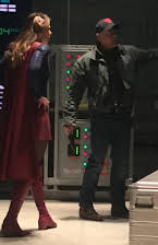 Michael A. Allowitz como Director