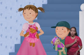 Pinkalicious & Peterrific (ASL), Volume 1: The Secret Life of Henrietta/Photographer Peter (ASL)