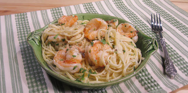 06:00: Kitchen Boss (S1 E11) (S1) | TLC | 12/11 2025