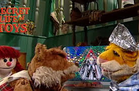 Secret Life of Toys: Follow The Leader