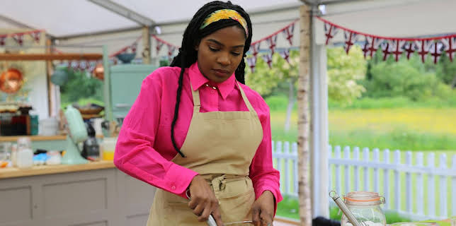 03:45: Das große Backen - UK | Sixx | 12/14 2025