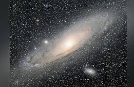 Experiencing Hubble: Understanding the Greatest Images of the Universe: Hubble's View of Galaxies Near and Far