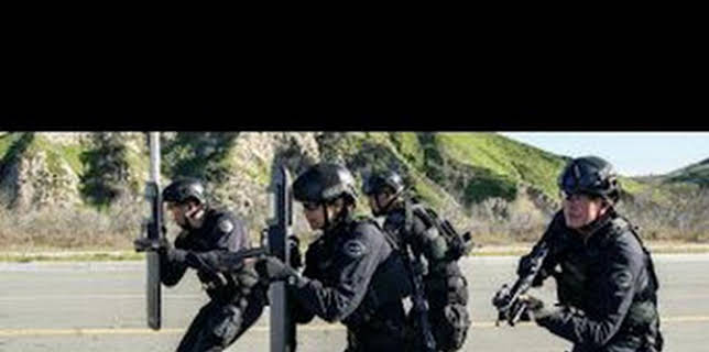 03:41: S.W.A.T.: Los hombres de Harrelson (T2): Ep.18 Flujo de dinero | AXN | 1/28 2026