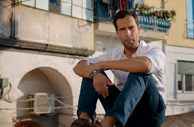 Somewhat Familiar, Season 1: Illegal Parenthood