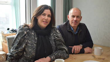 9:00 PM: Kirstie and Phil's Love It or... | 4 Seven | 1/17 2026