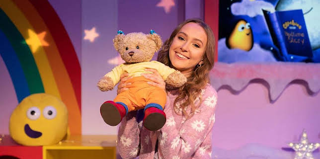 6:50 PM: CBeebies Bedtime Stories | Cbeebies | 11/21 2025