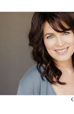 Cynthia Sikes as Della